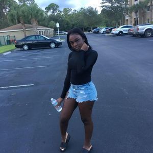 Meet your Posher, Diamond